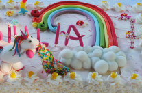 Rainbow and unicorns cake